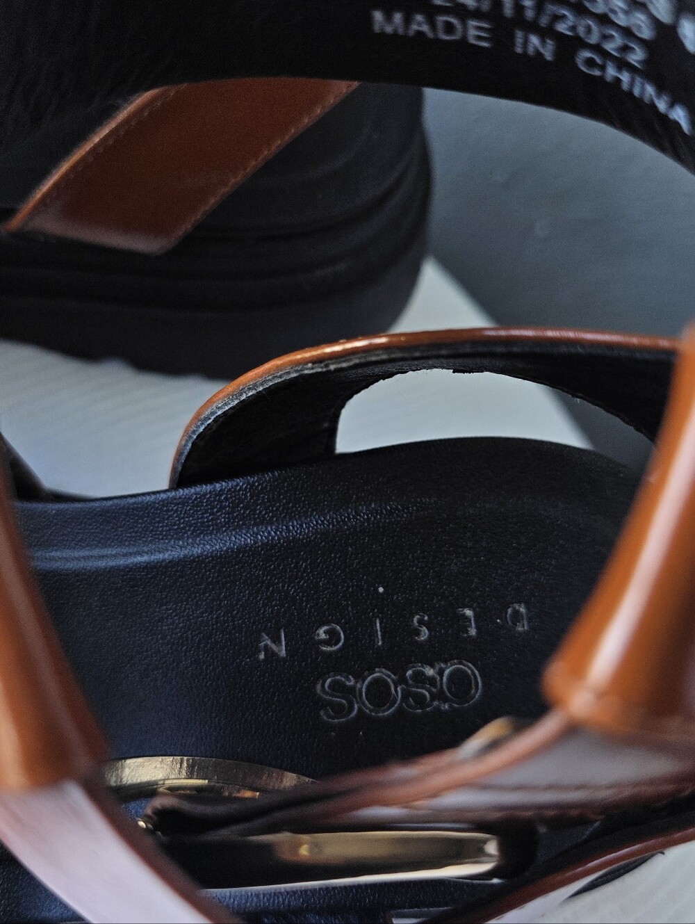ASOS DESIGN Tan Fisherman Platform - Picture 8 of 10